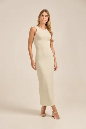 VESTIDO LONGO REGATA BÁSICO EM CANELADO AREIA FINO VERDE FLORENÇA G