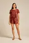 BLUSA VISCOSE ESTAMPADA COM GOLA RIBANA CANELADA