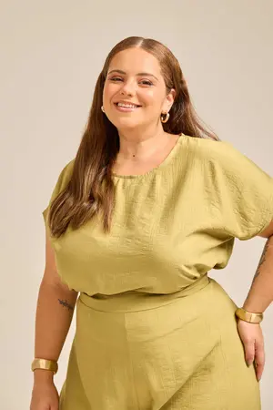 BLUSA ESSENCIAL COM MANGA JAPONESA CHÁ VERDE G1
