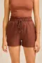 SHORT EM WOVEN LERIS TWILL COM CÓS LARGO E CADARÇO CRÚ