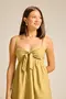VESTIDO CURTO ESSENCIAL COM AMARRAÇÃO NO BUSTO