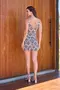 CAMISETA VISCOSE ESTAMPADA COM DECOTE