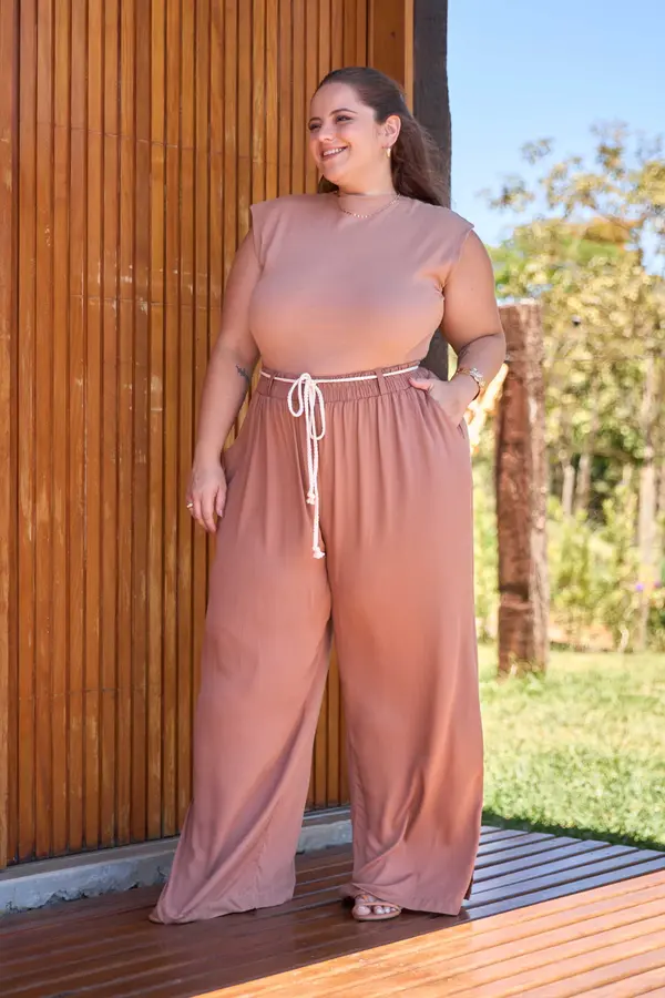 CALÇA RETA EM TWILL COM BOLSO E CADARÇO