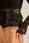 BLUSA EM RENDA FLOCADA COM BABADO E CORDINHA DE VIÉS