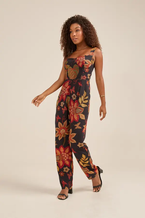 MACACÃO CENOURA EM VISCOSE ESTAMPADA CORSETADO
