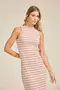 VESTIDO MIDI RIBANA CANELADA LISTRADA COM FENDA