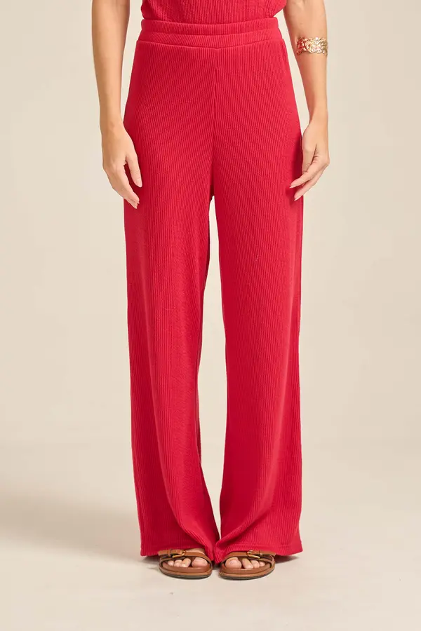 CALÇA PANTALONA BÁSICA EM CANELADO ONDAS