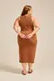 VESTIDO MIDI EM CANELADO ONDAS COM DECOTE REDONDO