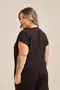 BLUSA MANGA MORCEGO COM FRANZIDO NO OMBRO E DECOTE EM V