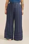CALÇA LERIS TWILL STRIPE COM DETALHE NA BARRA