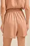 SHORT EM TWILL COM MARTINGALE E BOTÕES