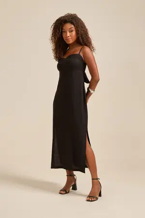 VESTIDO MIDI EM CREPE