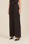 CALÇA BÁSICA EM WOVEN CREPE STONE COM BOLSO