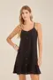 VESTIDO CURTO EM VISCOSE LISA COM BABADO E BOTÕES
