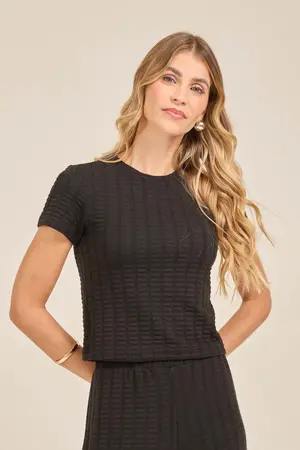 BLUSA EM CANELADO QUADRADOS PRETO P