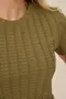 BLUSA EM CANELADO QUADRADOS