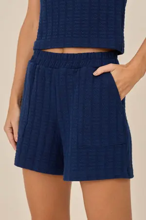 SHORT EM CANELADO QUADRADOS MARINHO P