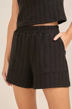 SHORT EM CANELADO QUADRADOS PRETO P