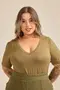 BLUSA EM SUEDE LIGHT COM DECOTE V