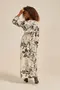 VESTIDO LONGO MANGA LONGA COM LASTEX E FENDA LATERAL