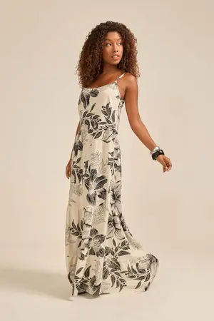VESTIDO LONGO COM BABADOS E ALÇA DE VIÉS COM PONTEIRA JARDIM DO AMANHECER CLARO M