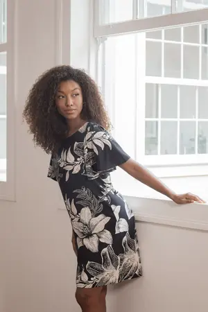 VESTIDO CURTO COM MANGA BUFANTE JARDIM DO AMANHECER ESCURO M