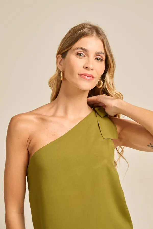 BLUSA UM OMBRO COM TOP INTERNO