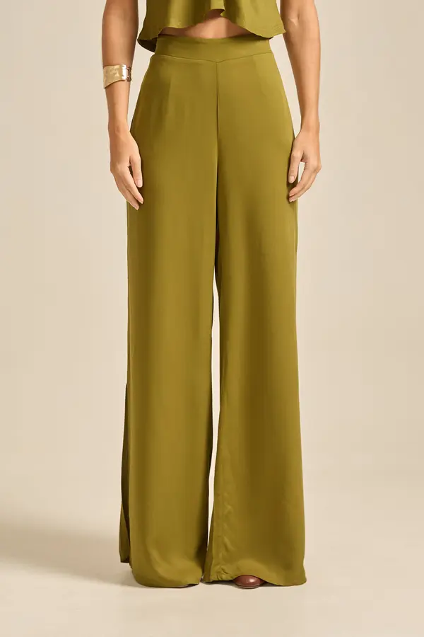 CALÇA RETA COM FENDA