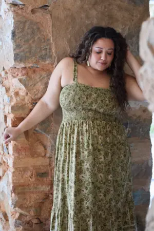 VESTIDO MIDI BORDADO ENCANTO DAS FLORES VERDE G2
