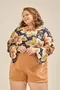 BLUSA COM BABADO NA MANGA ESTAMPA DOCE FLORAL MARINHO