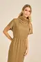 VESTIDO COM GOLA