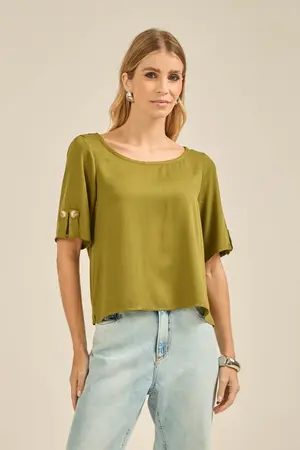 BLUSA COM BOTÃO NA MANGA VERDE OLIVA  P