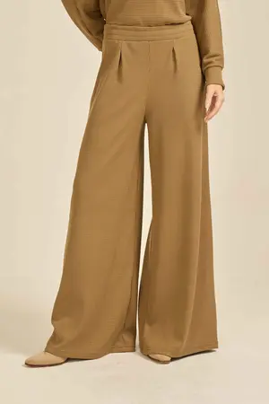 CALÇA PANTALONA COM PREGA VERDE MUSGO P