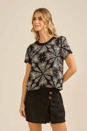 BLUSA COM GOLA RIBANA TREVO FUNDO PRETO P