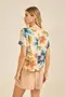 BLUSA ESTAMPA TREVO FUNDO VERDE